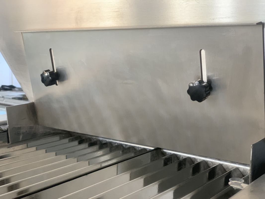 50HZ/60HZ เครื่องนับความดันและเครื่องเติม 10-120 ขวด/นาที ความจุในการเติมอย่างรวดเร็วและแม่นยํา