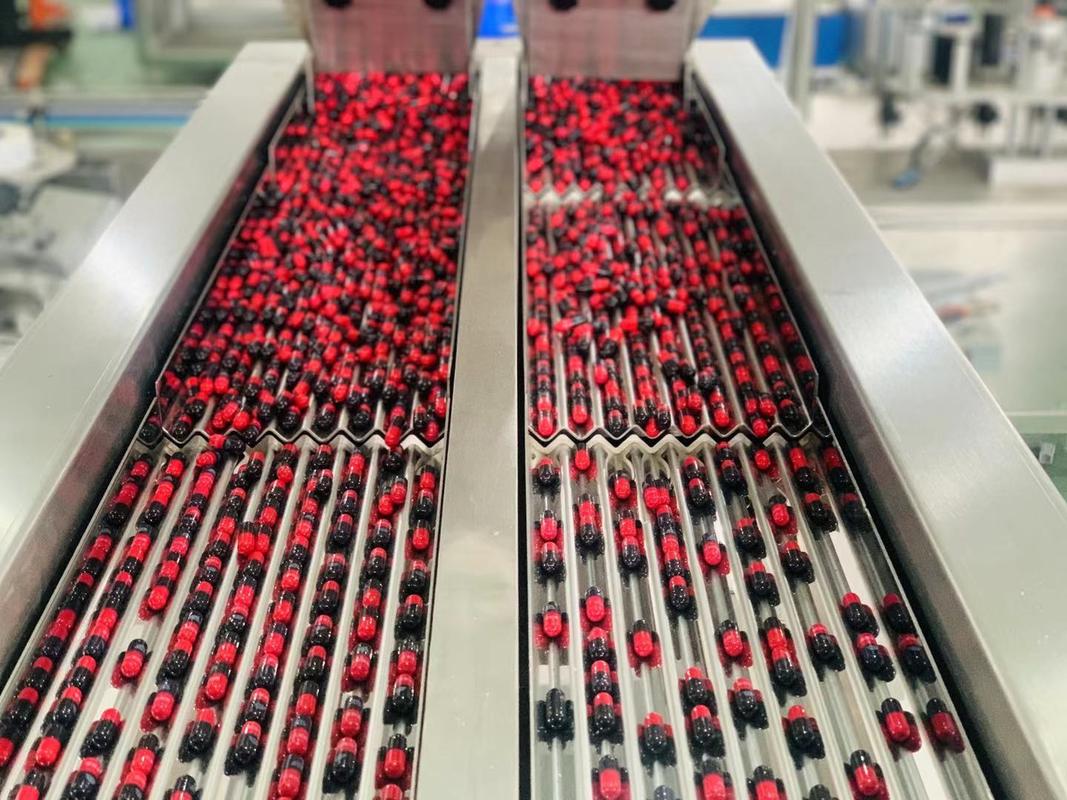 เครื่องนับความจุและเครื่องเติมที่มีความจุ 10-120 กระป๋อง/นาที เครื่องน้ําหนัก kg 320