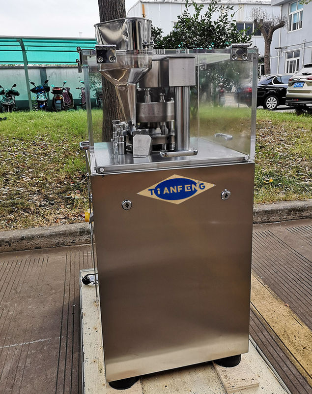 ZP7 เครื่องพิมพ์แท็บเล็ตหมุนหลายสถานี สําหรับ 12600 แท็บเล็ต / ชั่วโมง ด้วยความลึกการเติม 15 มม
